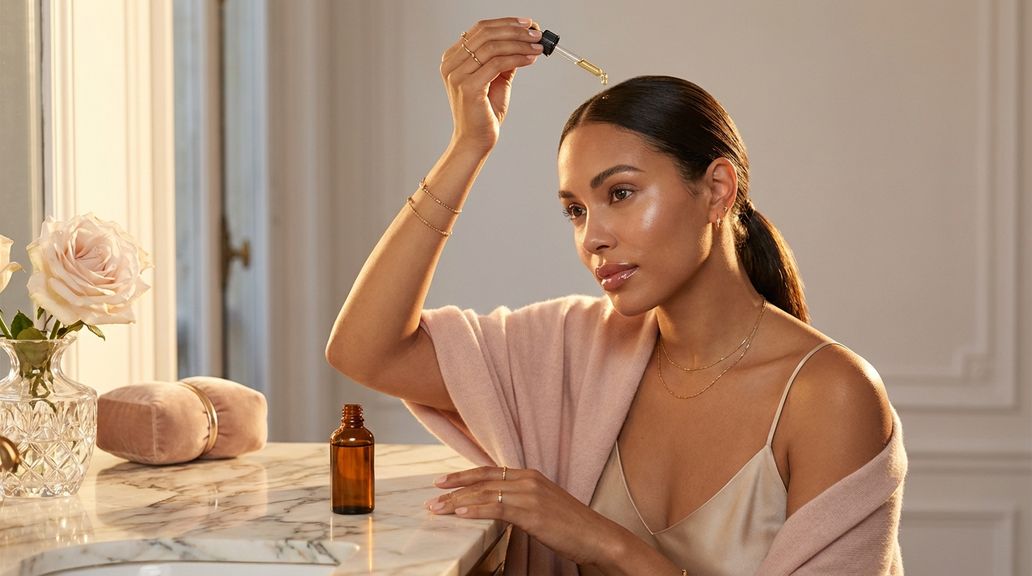 Welke tekenen wijzen op een geïrriteerde of overgevoelige hoofdhuid?